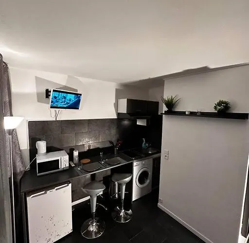 Superbe Avec Piscine Ext Apartman